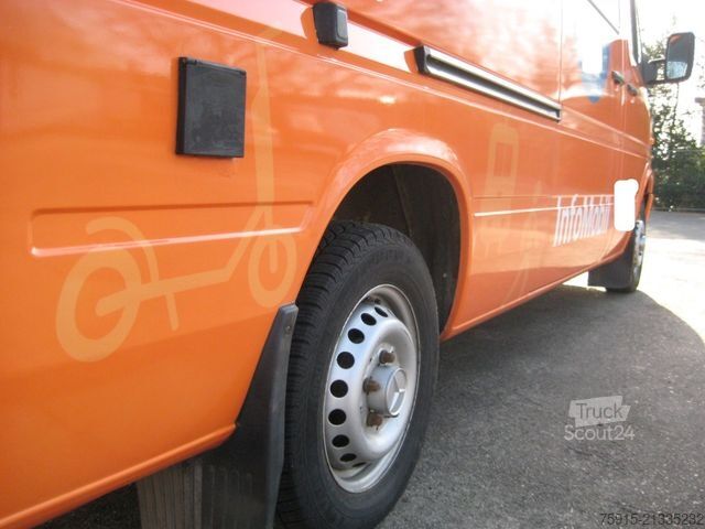 Kastenwagen Wohnmobil / Campervan MERCEDES-BENZ 212 D Sprinter Vollautomatik Infomobil /94.000KM