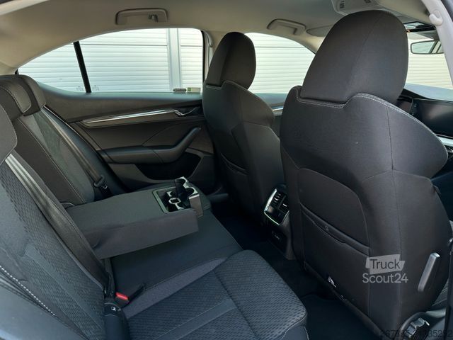 Furgone SKODA 1.5TSi Style V.Cockpit NAVI MA PDC/H LM17"