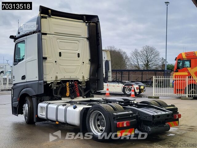 Volume SCM Mercedes Actros 1845 4X2 Bigspace Lowdeck Mirrorcam 2x Tank