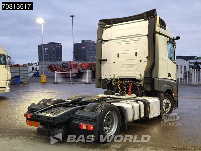 Svazek SZM Mercedes Actros 1845 4X2 Bigspace Lowdeck Mirrorcam 2x Tank