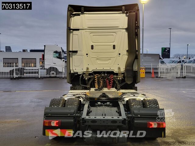 Svazek SZM Mercedes Actros 1845 4X2 Bigspace Lowdeck Mirrorcam 2x Tank