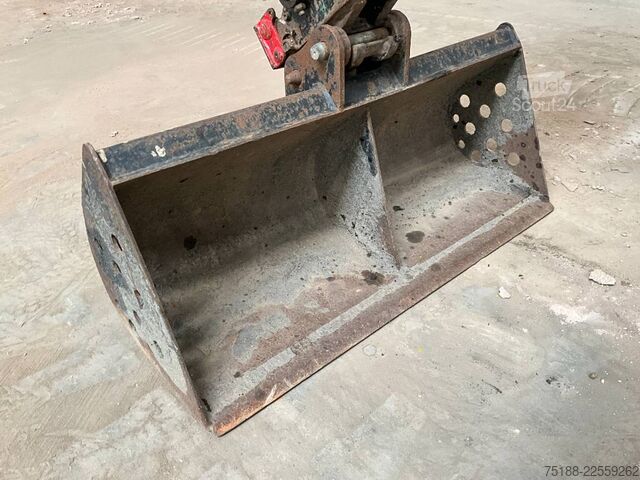 Minibagr JCB 16 C-1