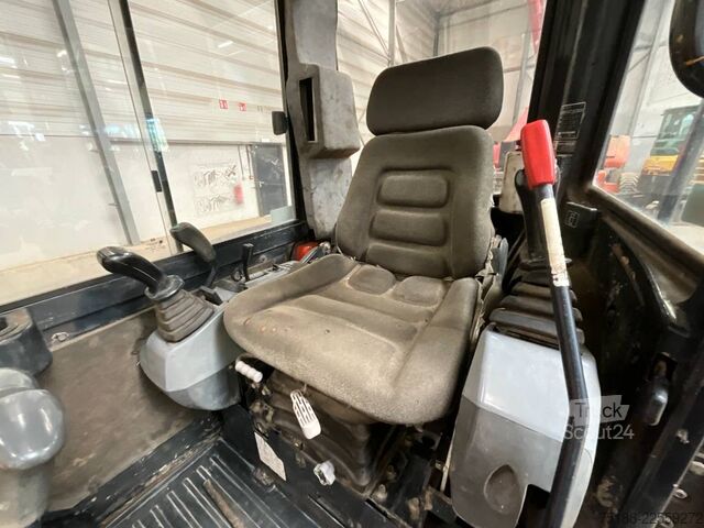 мини багер Kubota KX 61-3