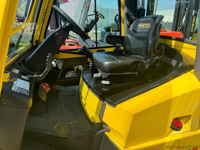 Stivuitor cu 4 roti Hyster H 5.5 XM // Full cabin // Only 6089 hour