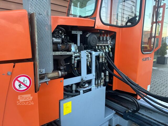 Carretilla retráctil de 4 vías Combilift Hubtex DQ45/Only 3309 h/ Reach forks