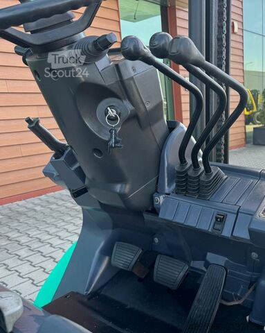 Stivuitor cu 4 roti Mitsubishi FD35NT /Diesel/Only 6012 hours/New Price