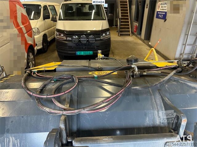 Zamiatarka drogowa Stark KH2500S sweeper