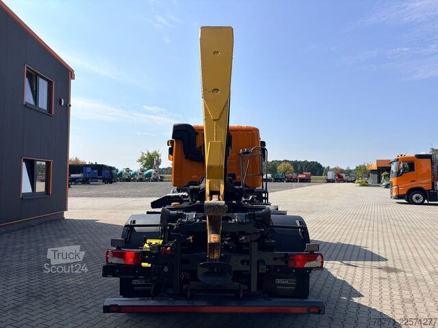 نظام ذراع الخطاف Scania G410 4x4 EURO6 HAKOWIEC PALFINGER Z CZOŁOWNICĄ