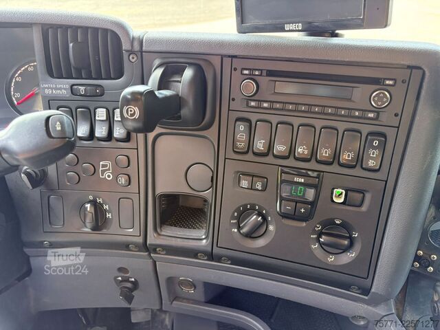 نظام ذراع الخطاف Scania G410 4x4 EURO6 HAKOWIEC PALFINGER Z CZOŁOWNICĄ