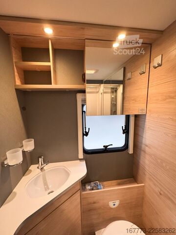 Half-integraal camper DETHLEFFS Just Camp T 6762 "ACC/WINTERPAKET/SOLAR"