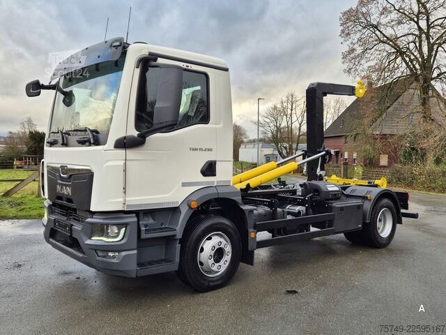 Hákový nosič kontejnerů man TGM 15.290 BL Abrollkipper Multihook City+1570mm