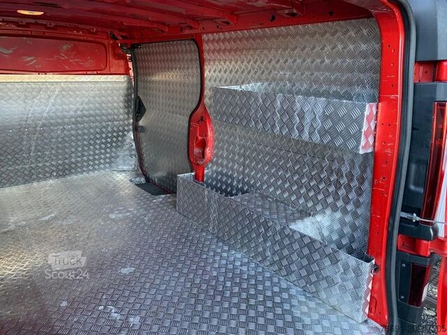 Furgão de painéis Renault Trafic T29 Van L2 H1 - Passo Lungo