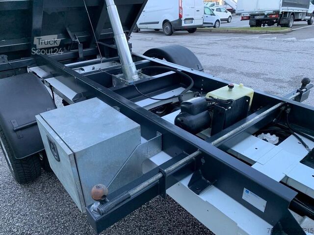 Transporter mit Kipper Ford Transit 350 - Ribaltabile Trilaterale -