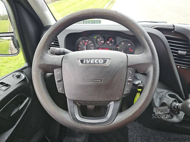 Bakwagen IVECO DAILY 40C15 3.0 ltr