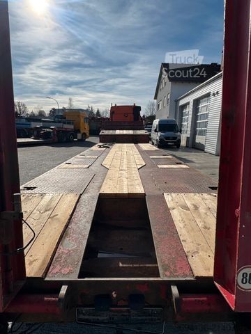 Tieflader-Sattelauflieger SCHWARZMÜLLER ST 3/Z 1 x gelenkt Rampen