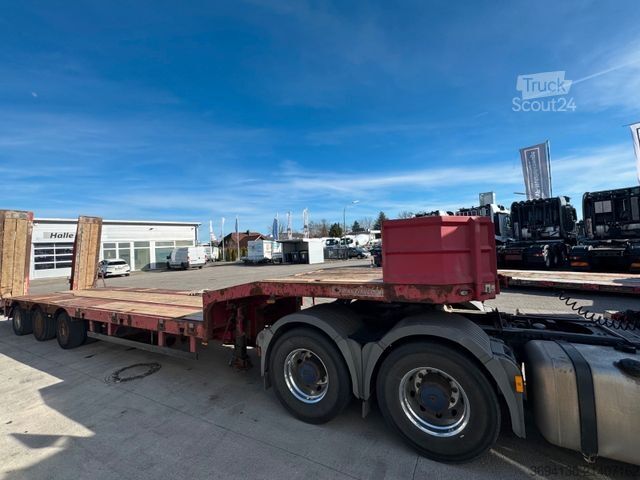Tieflader-Sattelauflieger SCHWARZMÜLLER ST 3/Z 1 x gelenkt Rampen