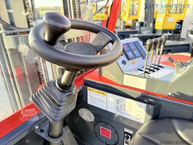 Empilhadeira multidirecional Combilift C3000CB GAS TRIPLEX 4900 FREE-LIFT