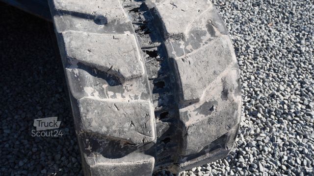 De Ruyter Trucks B.V. De Ruyter Trucks B.V. De Ruyter Trucks B.V.