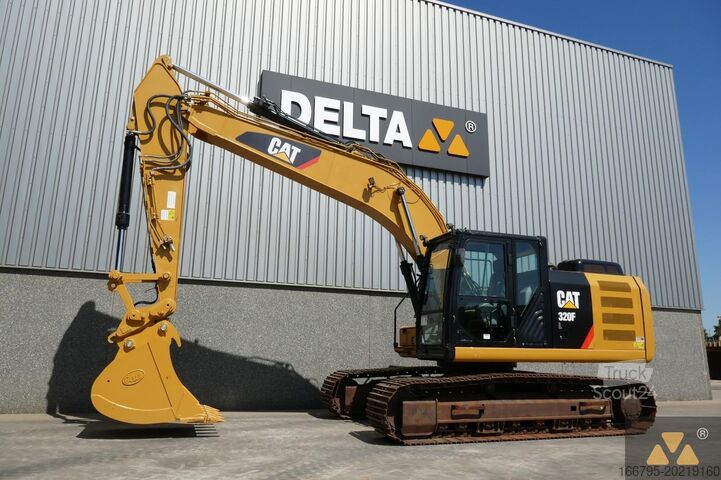 Excavadora sobre orugas Caterpillar 320FL