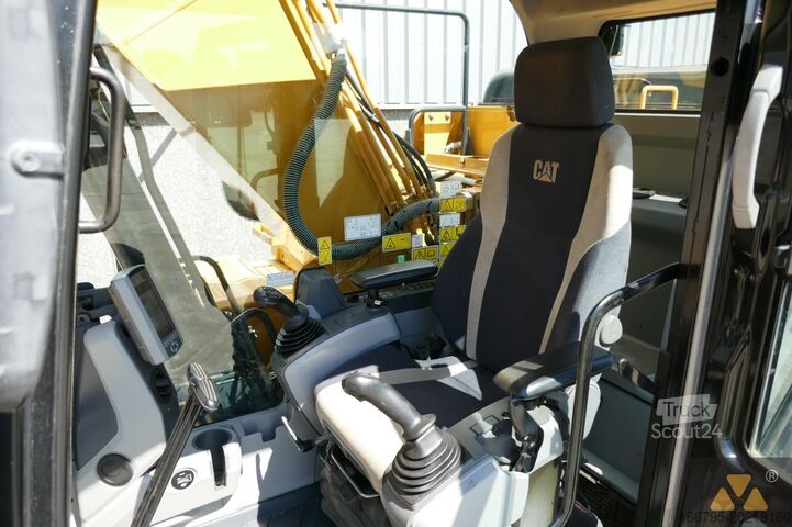 Excavadora sobre orugas Caterpillar 320FL