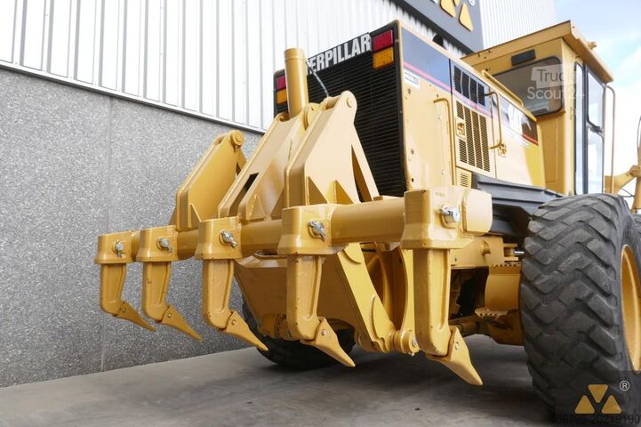 Grader Caterpillar 140H
