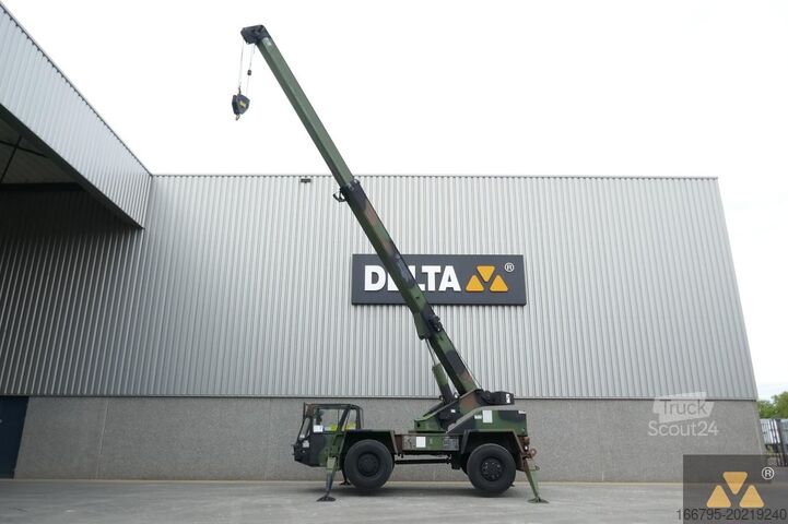 Terénní jeřáb Terex LRT110 Ex-Army
