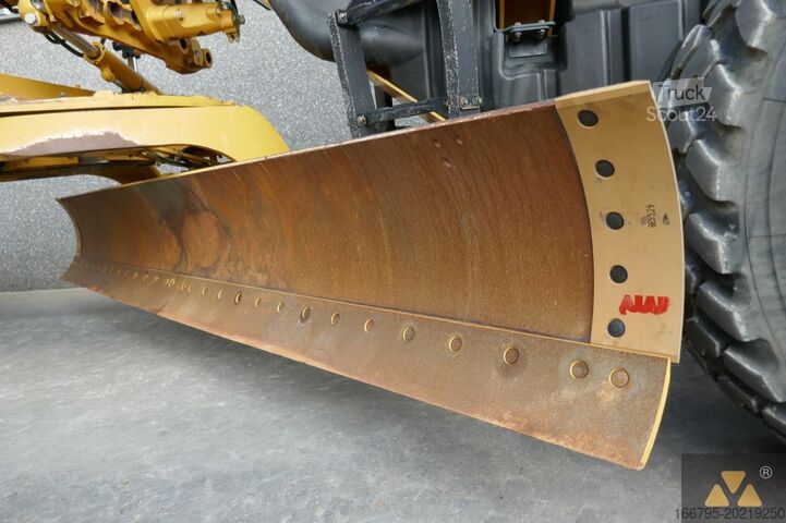 Grader Caterpillar 120M2