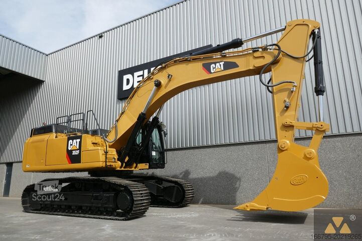 الحفارة الزاحفة Caterpillar 352F