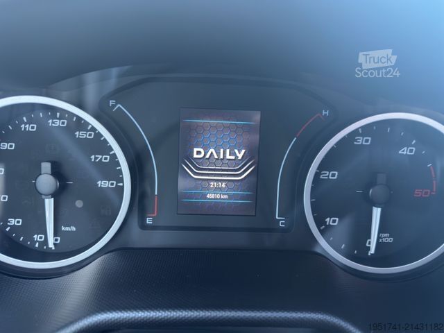 Boxvogn IVECO Daily Koffer Ladebordwand AU/HU neu