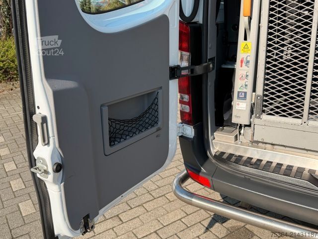 Minibus MERCEDES-BENZ Sprinter 314 BlueTEC 9Sitze Motor baut Druck auf
