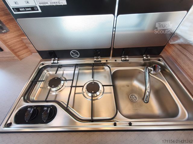 Напівінтегрований кемпер WEINSBERG X-Cursion CUV 500 MQ mit slideBett,4 personen