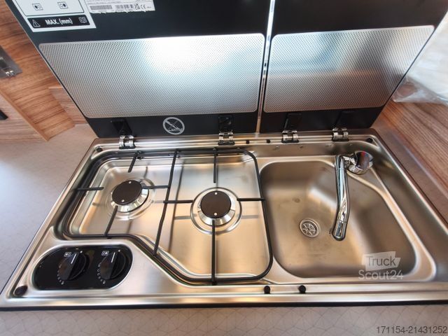 Напівінтегрований кемпер WEINSBERG X-Cursion CUV 500 MQ mit slideBett,4 personen