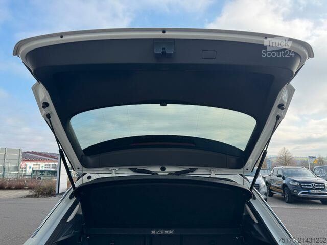 Lastauslautta Volkswagen T-Roc Style+RLine+AHK+ACC+LED+MirrowLink