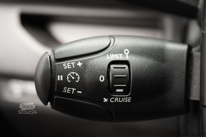 Tovornjak z zabojnikom Opel Vivaro 1.5 CDTI L2 EURO 6 - Airco - Cruise - PD...