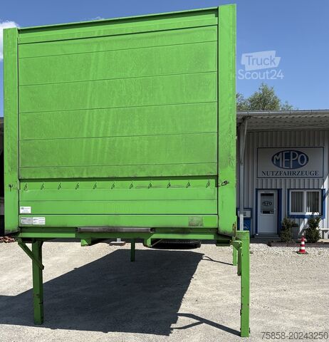 Plată formă de schimb cu platformăPlatforma interschimbabilă cu benăCuplaj interschimbabil cu platfo Krone Baustoff 7,45 Multilockrahmen Türen
