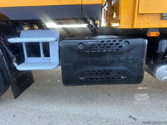 Kombi vozilo sa ceradom IVECO 80-21 Eurocargo Doka Pr.&Pl.6 Sitzer Euro6 Klima