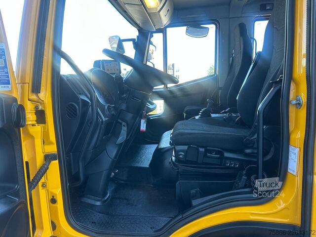 Kombi vozilo sa ceradom IVECO 80-21 Eurocargo Doka Pr.&Pl.6 Sitzer Euro6 Klima