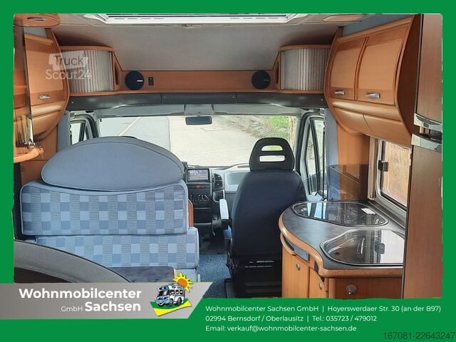 Half-integraal camper LMC Liberty 690