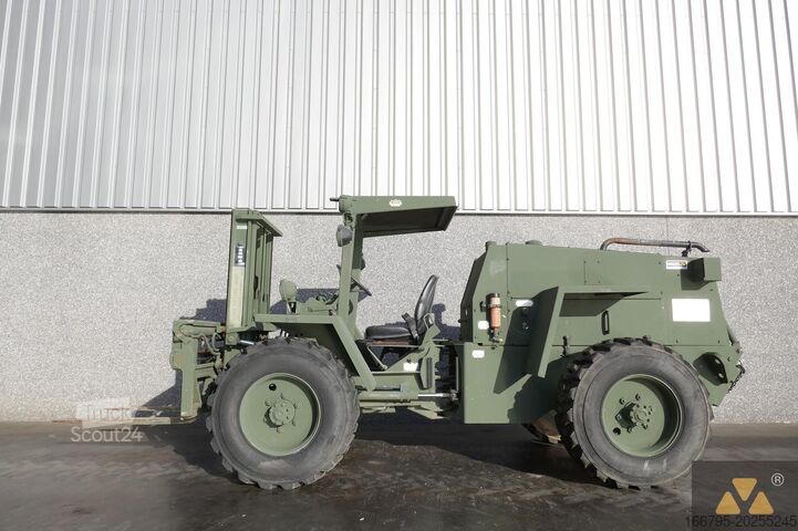 Gabelstapler für unwegsames Gelände Case M4K Ex-army