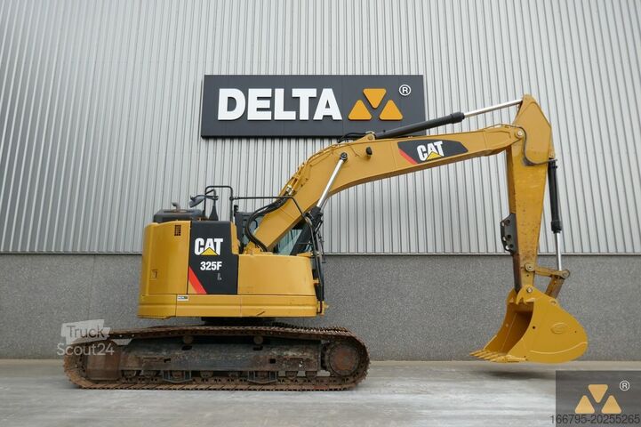 Paletli ekskavatör Caterpillar 325F LCR