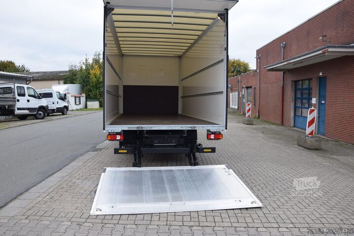 Vrachtwagen met bakwagen Iveco Daily  70 C18 Koffer LBW Automatik Tempomat EU6E