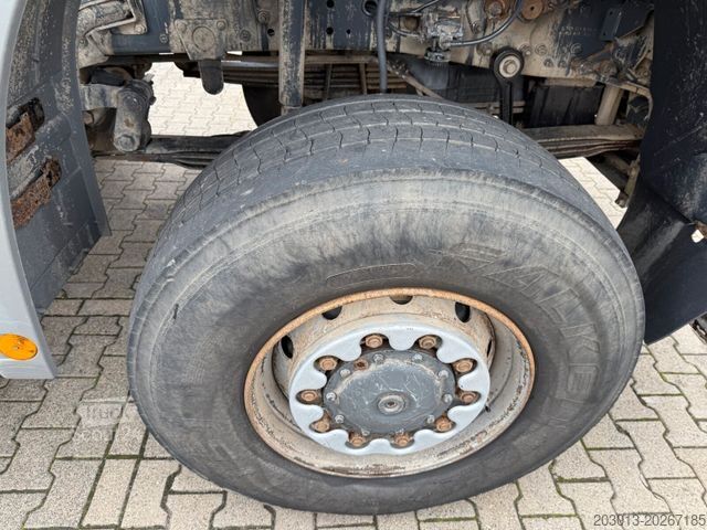 Tresidig tippbil MERCEDES-BENZ ACTROS 4144 8x6 Euro 5 Kipper mit Bordmatik