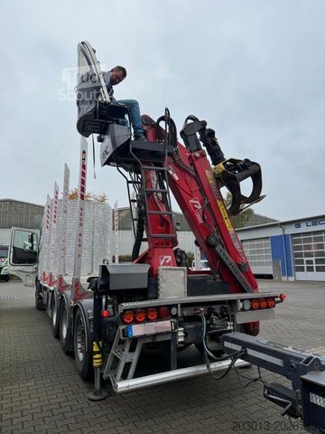 Holztransporter LKW VOLVO FH 510 8x4 Holztransporter Kran PENZ + Anhänger