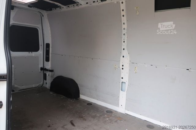 Furgone a tetto alto NISSAN NV400 L3H2 Klima / PDC / Werkstatt / Fzg. Nr:105