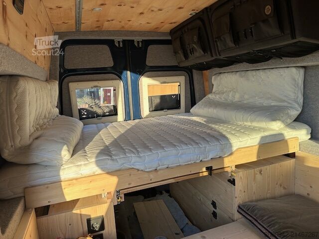 Kastenwagen hoch Mercedes Sprinter 906 BB35  4x4