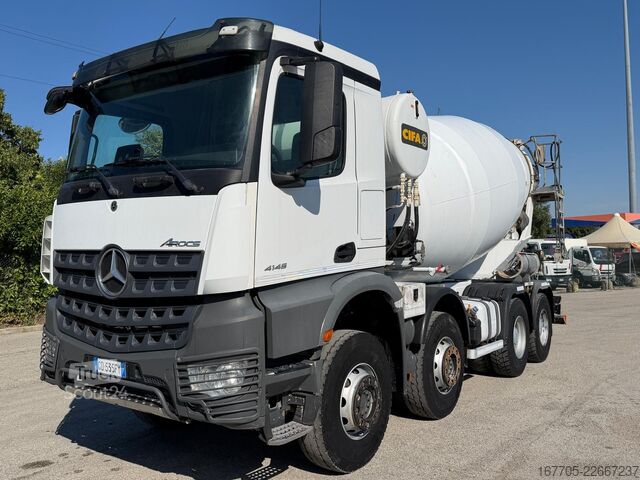бетоновоз Mercedes-Benz Arocs 4145
