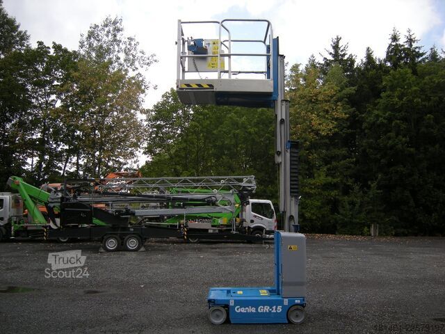 Vertikalus stiebinis keltuvas Genie GR-15