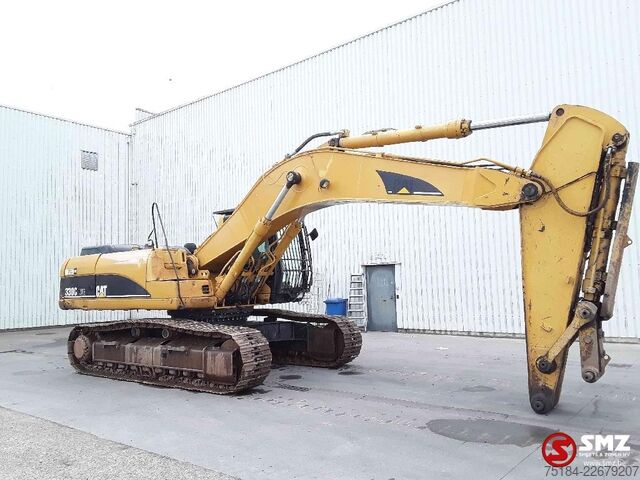 Mobil daru Caterpillar 330 C L   manual pump
