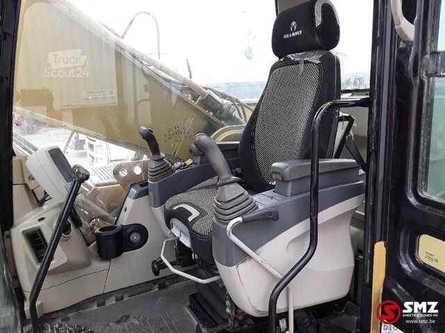 Mobil daru Caterpillar 330 C L   manual pump