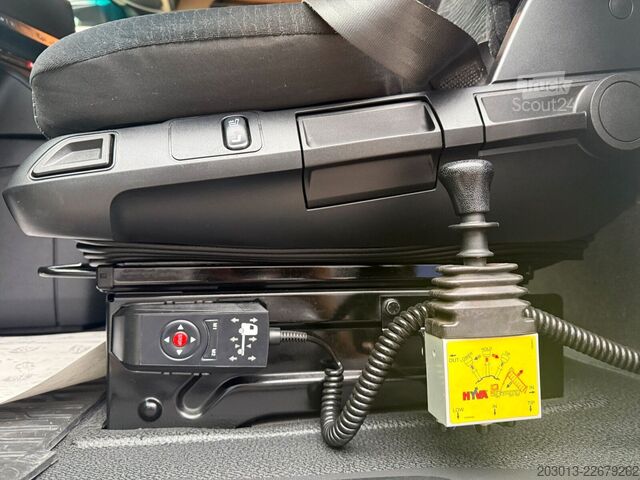 Standardní tahač MERCEDES-BENZ 1851 4x2 SZM Euro 6 Kipphydraulik
